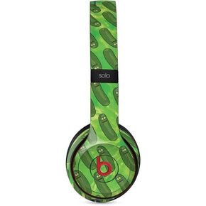 غلاف صوتي من Skinit متوافق مع Beats Solo 3 Wireless - تصميم نمط Warner Bros Pickle Rick المرخص رسميًا