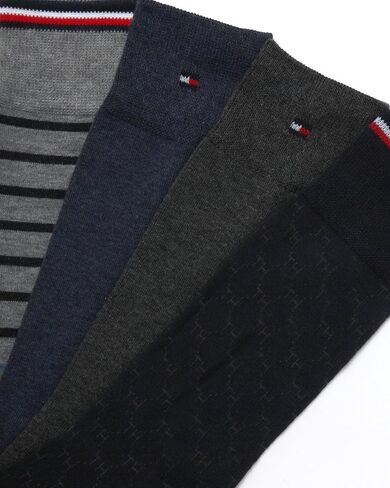 جوارب رسمية للرجال من Tommy Hilfiger - عبوة من 4 جوارب رسمية من مزيج القطن الناعم وخفيفة الوزن - جوارب مريحة قابلة للتمدد للرجال in Saudi Arabia