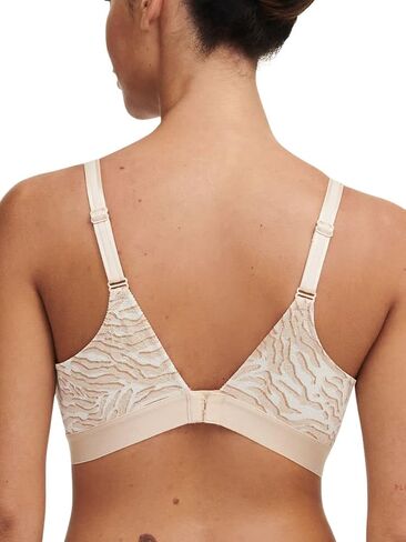 Chantelle Women's C Magnifique Full Bust Wireless Bra in Kuwait