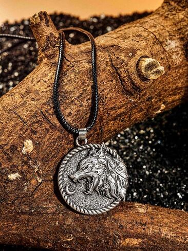 HAQUIL Wolf Necklace, Stainless Steel Wild Wolf in Jungle Totem Animal Pendant, Box Chain, Wolf Jewelry Gift in Kuwait