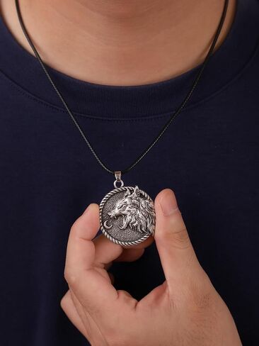 HAQUIL Wolf Necklace, Stainless Steel Wild Wolf in Jungle Totem Animal Pendant, Box Chain, Wolf Jewelry Gift in Kuwait
