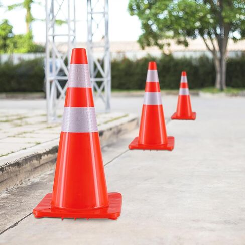 2 حزمة الأقماع حركة المرور 18 "بوصة برتقالية PVC مرور المخاريط ، Orange Road وقوف السيارات مخروطات البناء الثقيلة مخروطية من الناحية الهيكلية لموقف السيارات ، الممر ، أحداث البناء in Kuwait