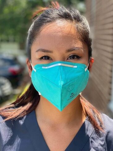 100 حزمة أطفال أقنعة يمكن التخلص منها باللون الأزرق للأطفال الأولاد الفتيات الذين تتراوح أعمارهم بين 4-12 عامًا ، ومقاومة منخفضة للتنفس ، المستوى 2 ، النسيج الممتاز المكون من 3 طبقات (35 ٪ من الذوبان و 65 ٪ غير منسوجة). in Kuwait