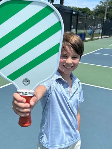 Pickleball Paddle - مضرب سطح الألياف الزجاجية ذات الرمل بخفة لجميع مستويات المهارة | حافة الحافة المقاومة للخدش | هدايا المخلل للمبتدئين in Saudi Arabia