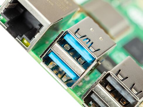 راسبيري باي 5، كمبيوتر لوحي واحد، ذاكرة وصول عشوائي 8 جيجابايت، معالج Cortex-A76 رباعي النواة بسرعة 2.4 جيجا هرتز 64 بت، بلوتوث 5.0، تقنية BLE اللاسلكية in Kuwait