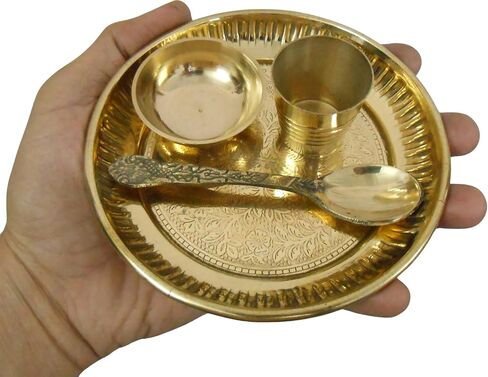 مجموعة الحرف الهندية من النحاس ثالي من أجل Bhog إلى Kanha Thakur ji Indian Hindu God Rituals Puja Plate. طقم 4 قطع (طبق، كاتوري، زجاج، ملعقة) in Saudi Arabia