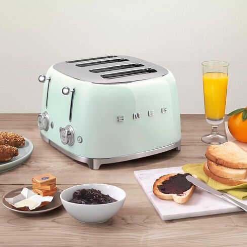 Smeg 50's Style Retro Aesthetic 4 Slice Toaster 6 Presets Extra Wide Slots Cream TSF03CRUS in Kuwait