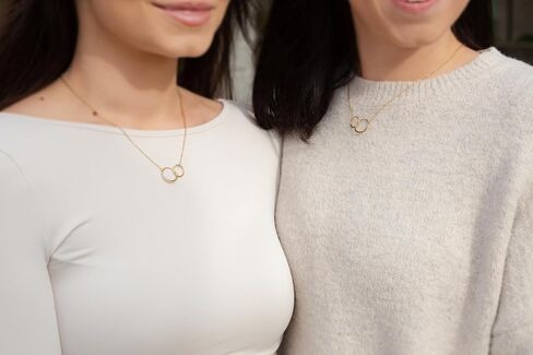 Suavell Sister Necklace - Sister Gifts from Sister - Sterling Silver Necklace- Birthday Gift for My Big or Little Sister - Double Circle -Sister Gifts for 2 - Maid of Honor Gifts From the Bride in Kuwait