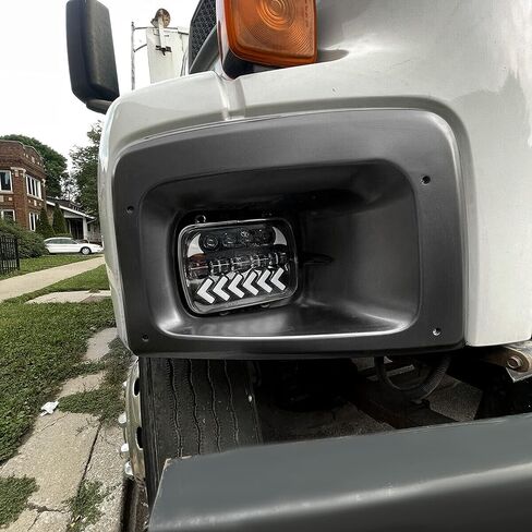 HECASA Passenger Right Headlight Headlamp Bezel Trim Compatible with 2003-2009 Chevy/GMC C6500 C7500 C8500 Replacement for #15173202 in Saudi Arabia