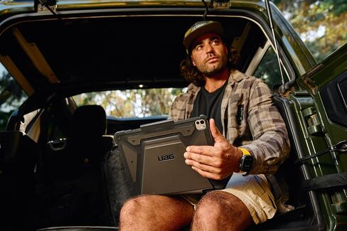 URBAN ARMOR GEAR UAG Designed for iPad Pro 11" Case (5th Gen, 2024, M4) A2836, A2837, A3006 Rugged Adjustable Multi-Angle Viewing Stand Folio Protective Cover with Pencil Holder, Metropolis SE Black in Saudi Arabia