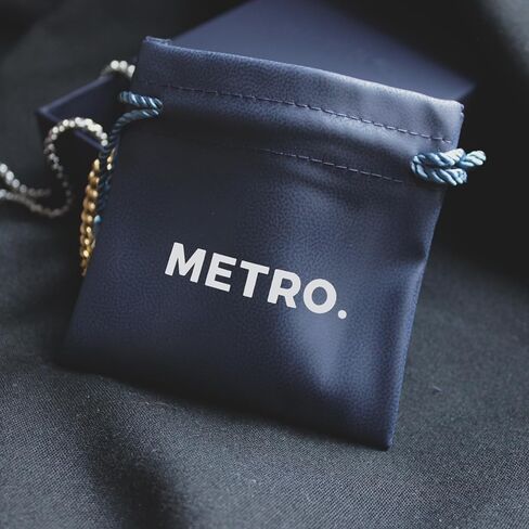 حلق دائري للرجال من الفولاذ المقاوم للصدأ مع طلاء أصفر أو أسود - مسمار خلفي بعرض 9 ملم من مجوهرات مترو in Kuwait