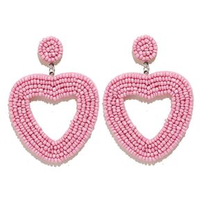 Wcrazye Love Love Heart Dangle أقراط للمرأة المصنوعة يدويًا في أقراط القلب الكريستالية البوهيميا ببيان القلب المخرم أقراط القلب الوردي (الوردي)