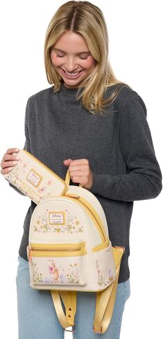 Loungefly pooh mini backpack حقيبة يد زهرية طباعة حقيبة كتف مزدوجة (أصفر ، بوه) in Kuwait