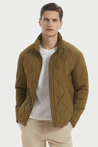 Orolay Men's Lightweight Quilted Bomber Jackets Full Zip Winter Down Coat Water Repellent Casual Outerwear in Kuwait