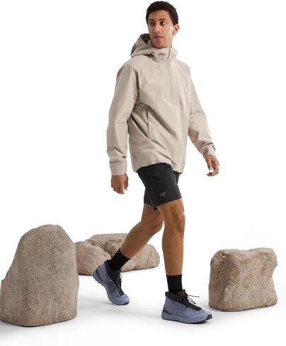Arc'teryx Solano Hoody Men's | Hybrid Highly Breathable Hoody for Alpine Hikes - Redesign in Saudi Arabia
