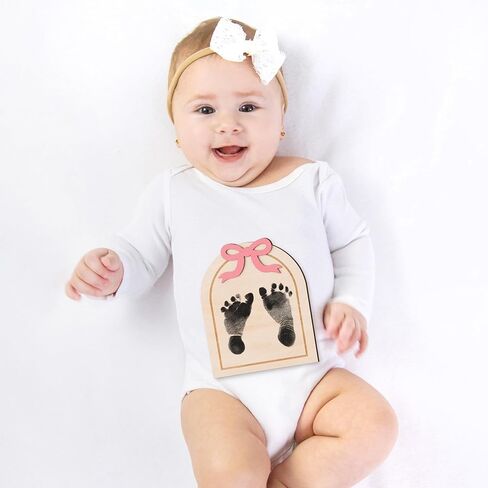 علامة إعلان ميلاد R Horse Baby - علامة ولادة من الخشبية ثلاثية الأبعاد مع قلم العلامة ليد الطفل وآثار أقدام ، علامة إعلان اسم Coquette White Bow Nameborn مع وسادة Ink for للجنسين استحمام الطفل in Kuwait