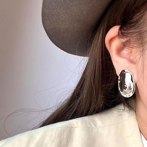 Clip on Earrings Women Gold Clip on Earrings for Women Chunky Gold Silver Drop Clip Earrings for Designer Minimalist Luxury Trendy Earrings 2025 in Kuwait