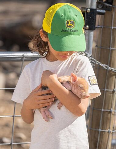 John Deere Mesh Adjustable Snapback Baseball Cap One Size in Kuwait