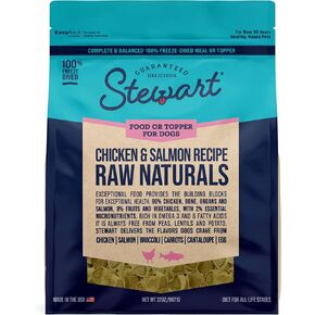 Stewart Raw Naturals تجميد طعام الكلاب المجففة ، وصفة الدجاج وسلمون ، وحقيبة 8 أوقية ، وتغذية كاملة ومتوازنة