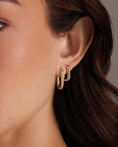Pavoi 18K Gold Placed Silver Silver Posts أقراط صغيرة للنساء - مجموعة هندسية هندسية عادية مكتنزة حزمة ثقب الأذن - أقراط الذهب اليومية. in Kuwait