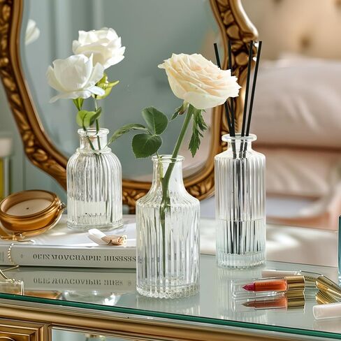 ComSaf Glass Bud Vases Set of 3, Small Flower Vases in Bulk, Mini Ribbed Vases for Centerpieces, Clear Vintage Vase for Table Decorations, Wedding, Party, Receptions, Home Decor (Different Sizes) in Saudi Arabia