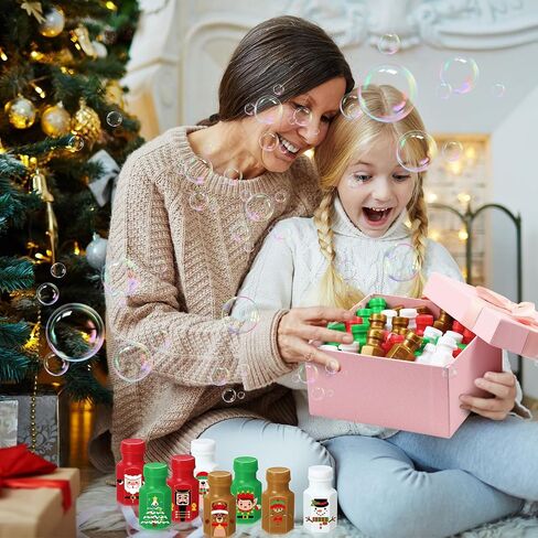Zomiboo 48 PCS Snowflake Bubble Wands Party Fords for Kids Winter Bubbles Toys Bulk Mini Bubble Bottles مع ملصقات ندفة الثلج الشتوية لقضاء عطلة الفصول الدراسية Pinata مواد عيد ميلاد اللوازم اللوازم in Kuwait