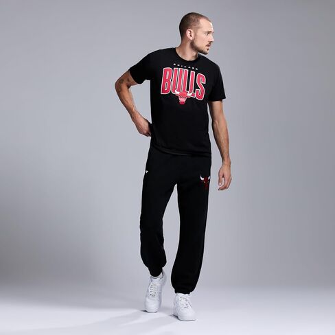 Men's X NBA Officially Licensed Graphic Short Sleeve Lightweight Classic Crew Neck Cotton T-Shirt in Kuwait