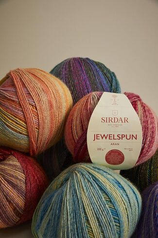 Sirdar Jewelspun Aran ، Garnet Garnet (848) ، 200g in Kuwait