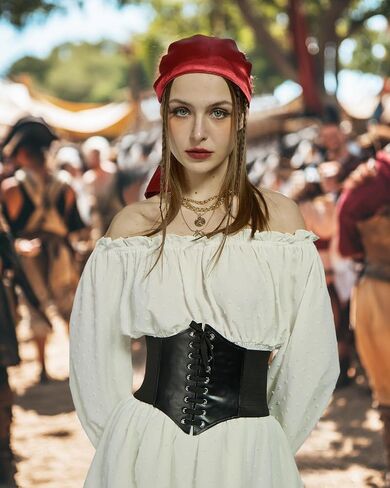 Kasahara 4 PCS Pirate Assume Assumeory Women Pirate Hat Head Chickband Wrapp Wrap Pirate Corset Belt Eye Patch Netclace in Kuwait