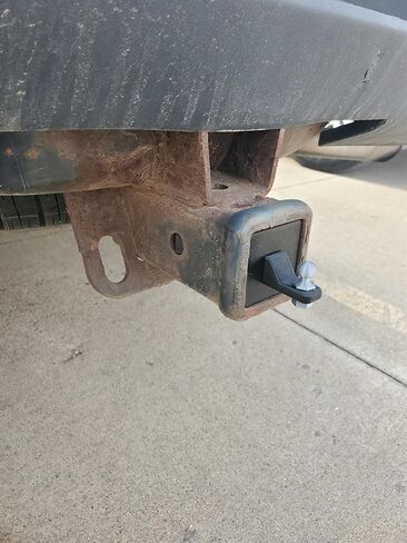 تغطية Tiny Trailer Hitch Cover Snap -in - ملحقات عوائق جديدة لشاحنة وسيارات الدفع الرباعي - أغطية عوائق Snap -in Snap Fund in Kuwait