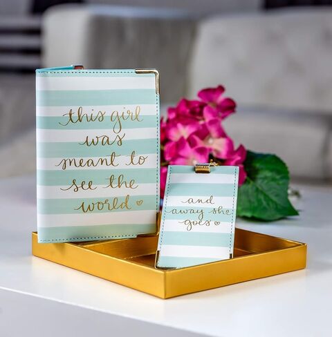 Eccolo Travel Passport Cover Holder ومجموعة علامة الأمتعة ، حامل البطاقة وجوازات السفر للنساء ، هدايا معبأة ، "كانت هذه الفتاة رؤية العالم" (Mint ، 5.5 × 4 بوصة) in Kuwait