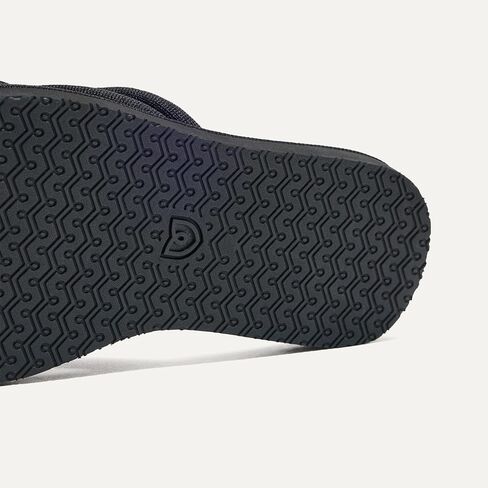 روثز The Summer Sandal Women's Slip-On ، وصنادل مريحة ، مصنوعة من زجاجات بلاستيكية معاد تدويرها قابلة للغسل in Kuwait