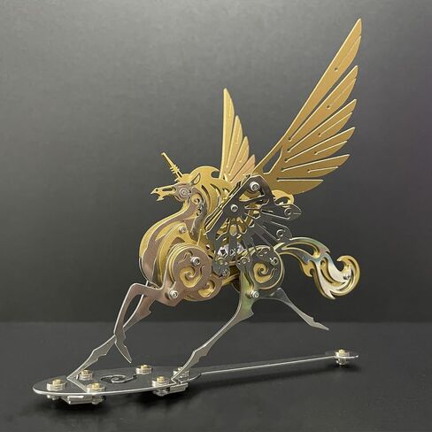 تمثال Pegasus المجنح الزخرفي ، تمثال يونيكورن ، مصنوع من المعدن ، aloy ، الصلب والبرونز. (ذهب) in Kuwait