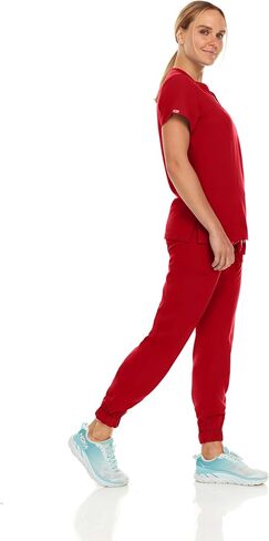 مرحبًا مجموعة Womens Stretch V-Neck Jogger Scrubs ، قمم التمريض الطبية مع أربع سراويل جيب in Kuwait