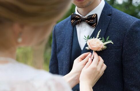 مجموعة Bowtie Dubulle Mens Paisley Bowtie Prowtie مسبقًا للرجال و Pocket Square مجموعة زفاف in Kuwait