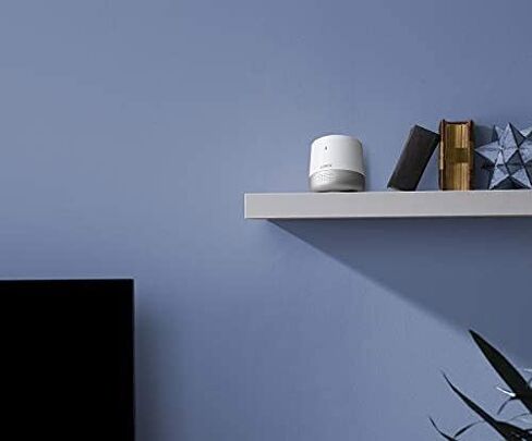 Lorex Home Hub سعة 32 جيجابايت مع أربع كاميرات مراقبة داخلية وخارجية قابلة لإعادة الشحن تعمل ببطارية 2K، باللون الأبيض - متوافق مع المنزل الذكي، مستشعر صور بدقة 4 ميجابكسل، اكتشاف الإنسان، رؤية ليلية ملونة in Saudi Arabia