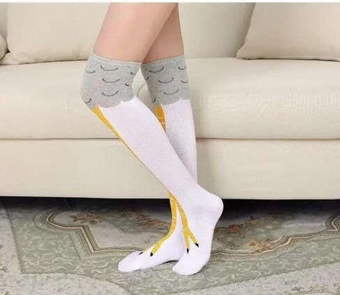 Interesting and innovative men's and women's knee length mid leg chicken claw clothing, 2 pairs of chicken leg socks in Kuwait