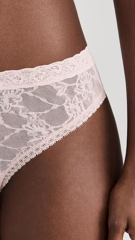 Natori Women's Bliss Allure One Size Lace Thong 3-Pack in Saudi Arabia