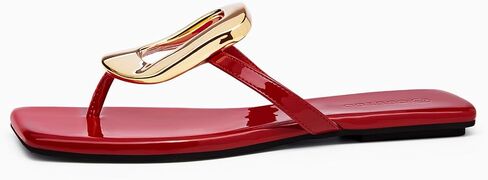 صناديق Coutgo Womens مسطحة مريحة Flip Flops Slide Sandals Summer Beach Shoes مع زخرفة معدنية in Kuwait