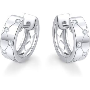 أقراط Moissanite Hoop للنساء D Color VVS1 Clarity 14K Gold Gold Placed Huggie Hoops Apring ، أقراط Moissanite الصغيرة ، هدية عيد ميلاد لها