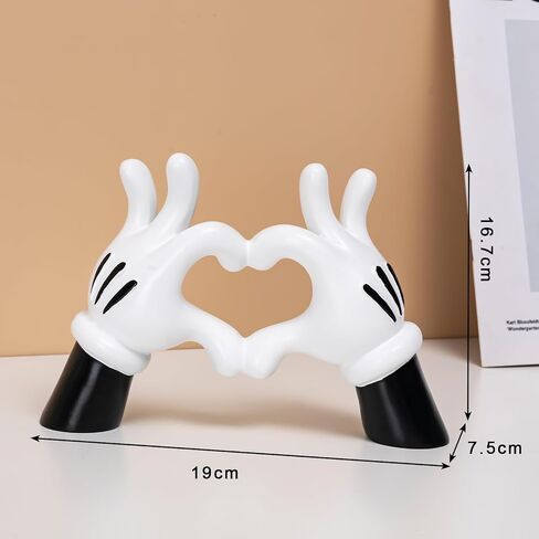 Cartoon Heart Hands Resin Statue Modern Home Decor Accents Love Finger Sculpture Room Decor Accessories Black White in Saudi Arabia