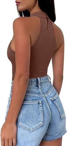Reoria Women's Sexy Criss Cross Halter Neck Crops Tops العصرية بلا أكمام Y2K Nightout Clubwear Out Out Tops in Kuwait