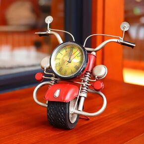 مكتب دراجة نارية Retro Stand Clock Art Wall Decoration المعادن واقعية واقعية مرسومة بالدراجات النارية الحلي لحلي على سطح المكتب Home Shot Office Cafe Decor