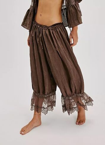 UAURORAO Women Lace Trim Long Bloomers Elastic Mid Rise Ruffle Pantaloons Cropped Flared Slips Pants Pajama Bottoms in Kuwait