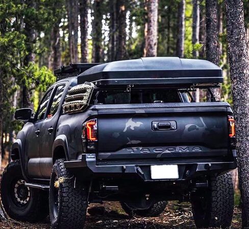 مجموعة مصابيح LED الخلفية من WOLFSTORM لسيارة Toyota Tacoma 2016-2023 مع تصميم إضاءة LED جديد، مجموعة مصابيح خلفية LED Toyota Tacoma 16-23، زوج واحد (عدسة دخان) in Saudi Arabia