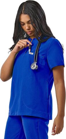 PEELZ RINA 4-POCKET A-NECK WOND TOP-Soft Fabric Scrubs ، تصميم جيب ذكي ، قمم فرك ضئيلة للنساء in Kuwait