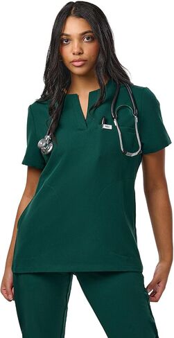 PEELZ RINA 4-POCKET A-NECK WOND TOP-Soft Fabric Scrubs ، تصميم جيب ذكي ، قمم فرك ضئيلة للنساء in Kuwait