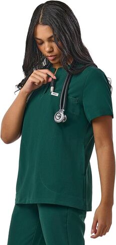 PEELZ RINA 4-POCKET A-NECK WOND TOP-Soft Fabric Scrubs ، تصميم جيب ذكي ، قمم فرك ضئيلة للنساء in Kuwait