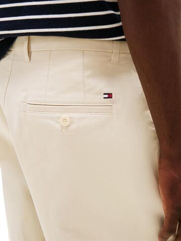 Tommy Hilfiger Men's Casual Cotton Shorts 7 Inch with Stretch in Kuwait