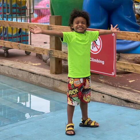 Toddler Boys Short Sleeve Rashguard Shirt UPF 50+ Sun Protection Swim Shirts in Saudi Arabia